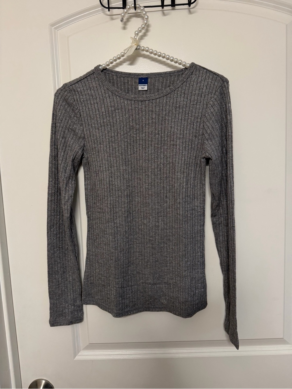 Old Navy Silver Metallic Shimmer Ribbed Long Sleeve Top - Size S